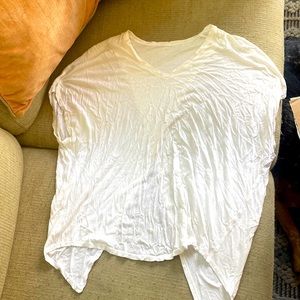 Lululemon partly opened back tank top